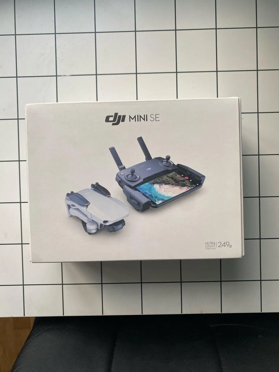 DJI mini SE drone - Image 1