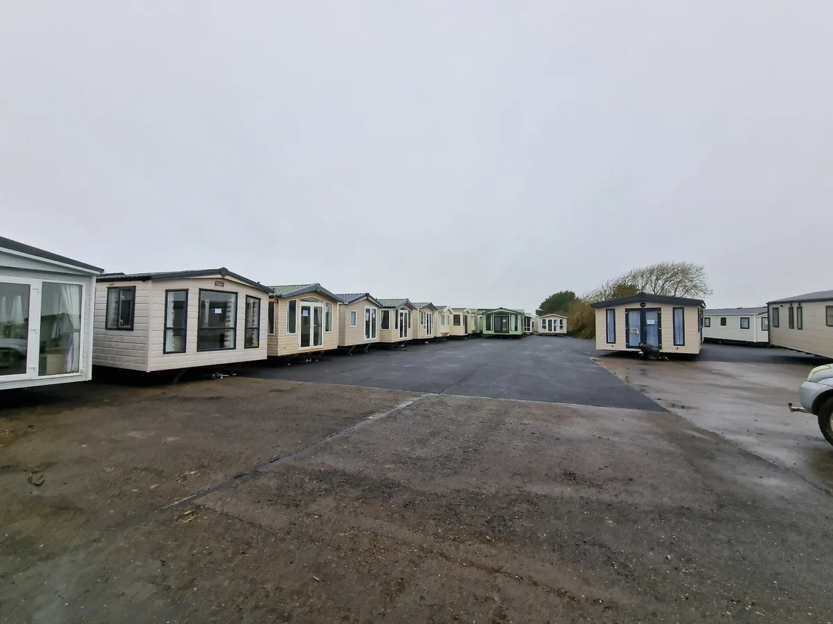 MASSIVE SELECTION OVER 100 MOBILE HOMES IN STOCK - Image 1