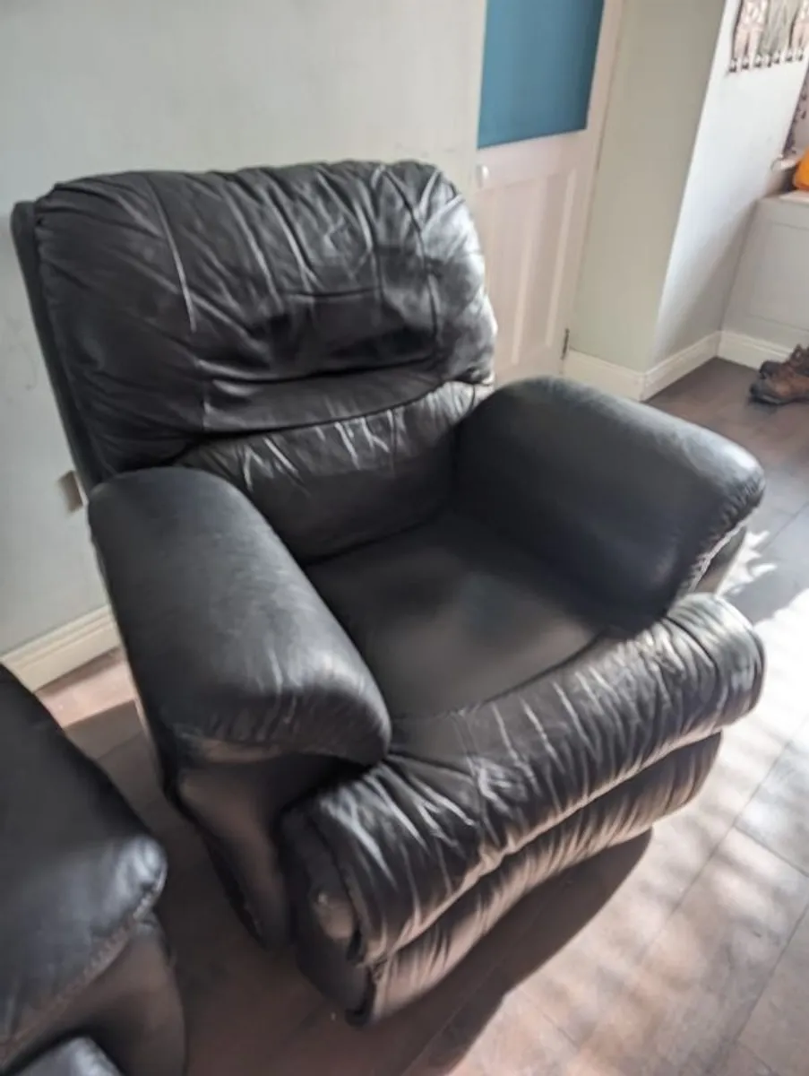 Leather Recliner Chair - Image 1