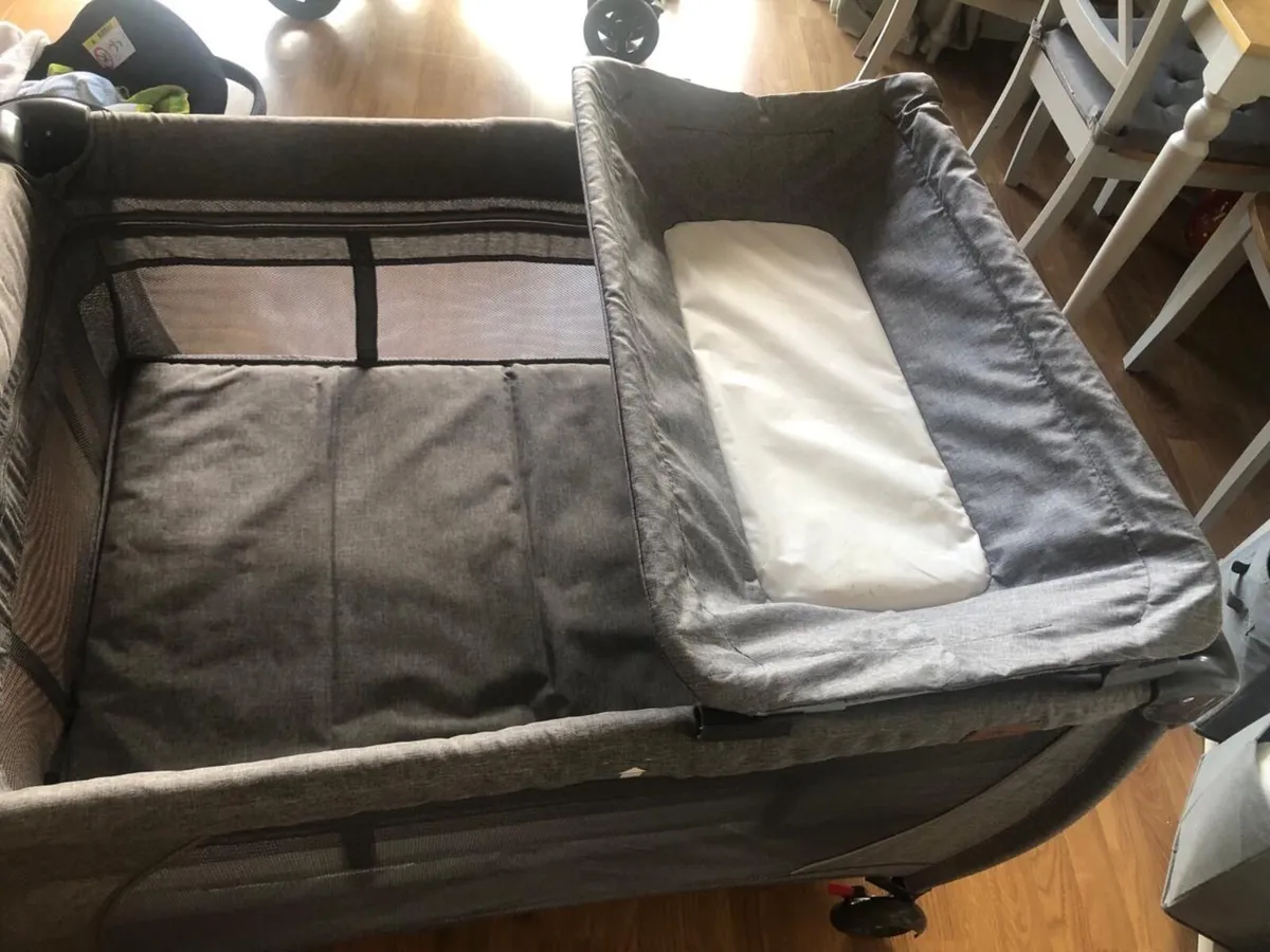 Baby cot for sale in Co. Offaly for €60 on DoneDeal