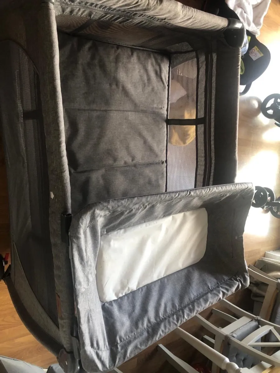 Baby cot for sale in Co. Offaly for €60 on DoneDeal
