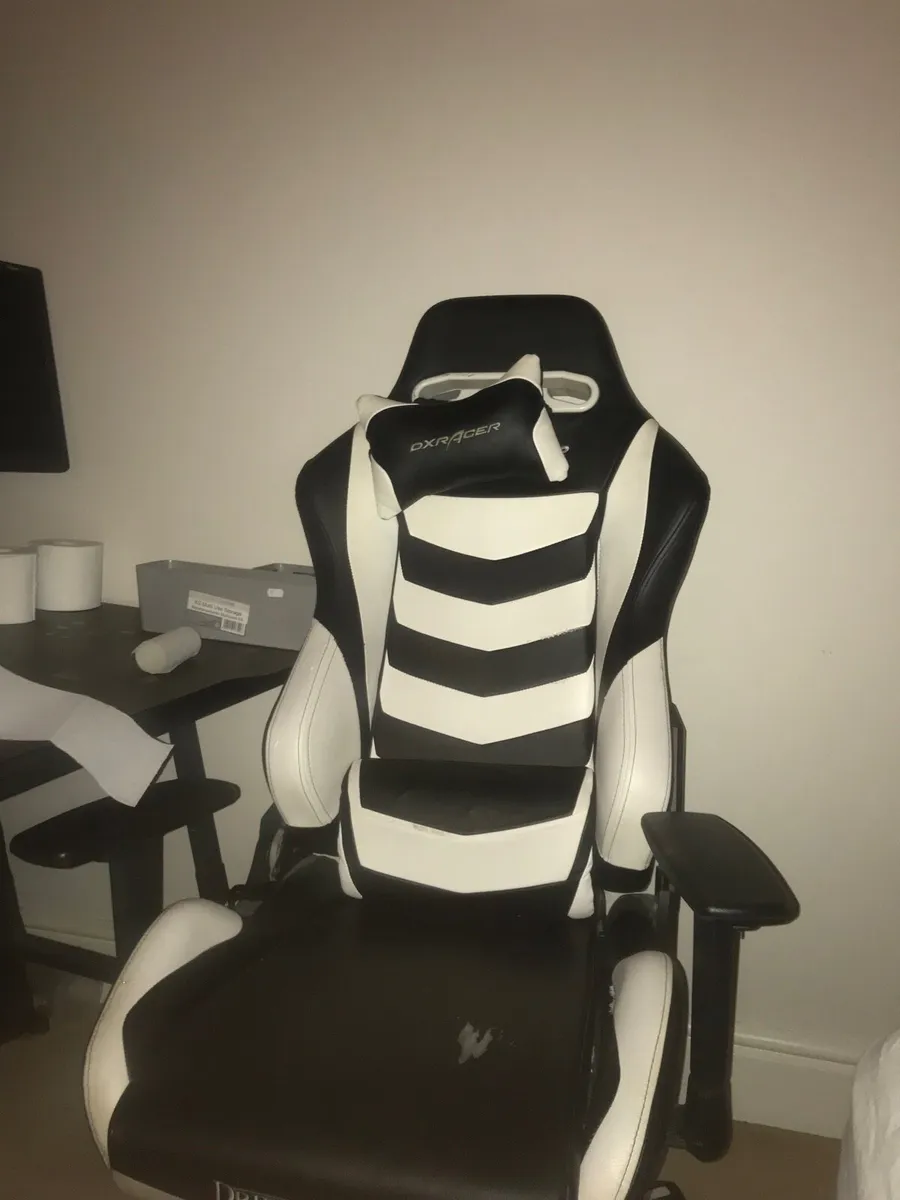 Gaming chair for sale in Co. Dublin for €49 on DoneDeal