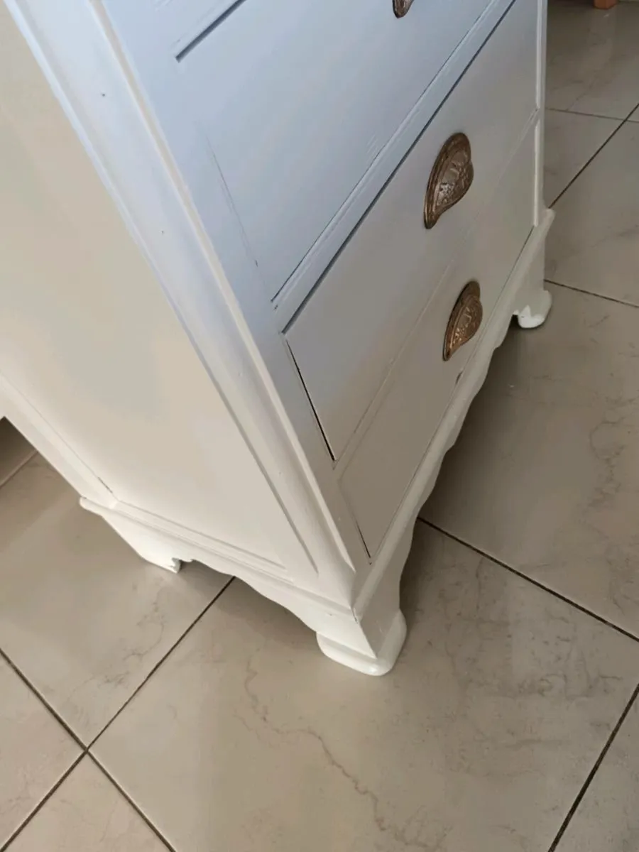 Chest of drawers for sale in Co. Westmeath for €160 on DoneDeal