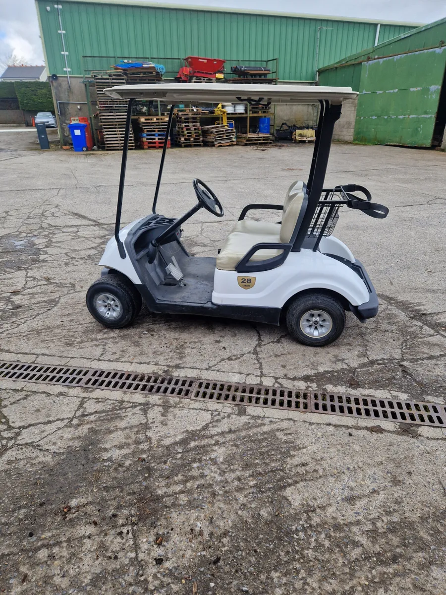 Yamaha Petrol Golf Cart - Image 1