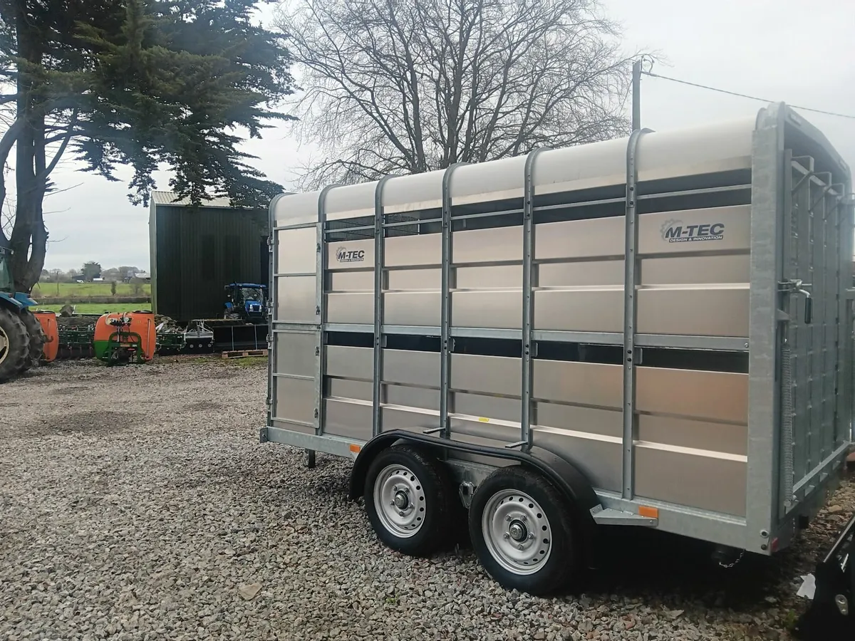 Livestock Trailer  ----    M-TEC   --- - Image 1