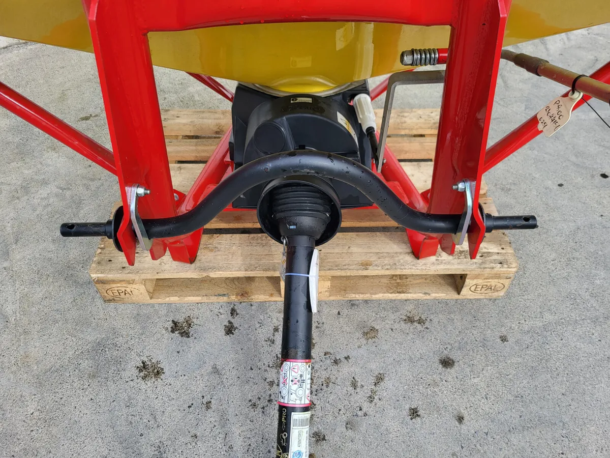 Cosmo Fert spreader - Image 2