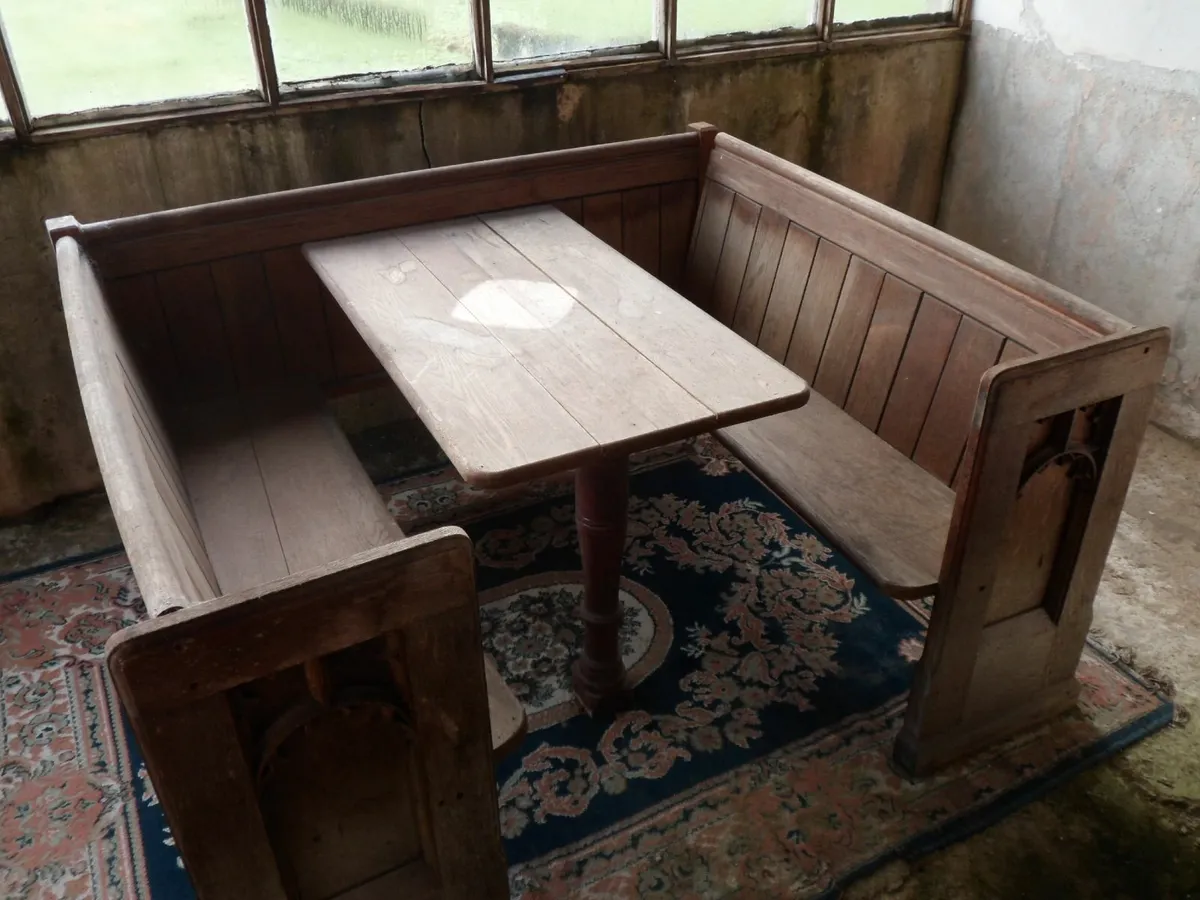 CHURCH PEW TABLE AND SEATING