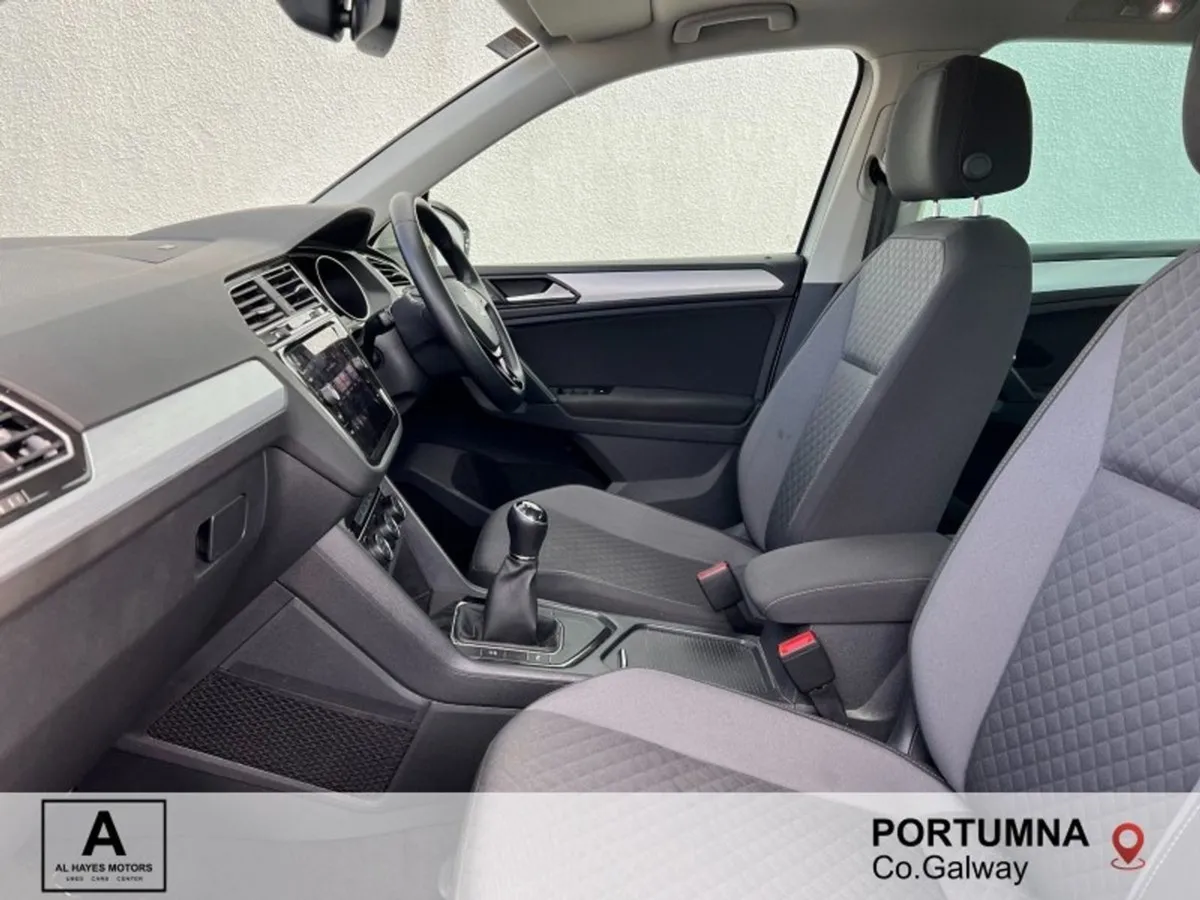 Volkswagen Tiguan Comfortline 2.0 TDI 6speed 150B - Image 4