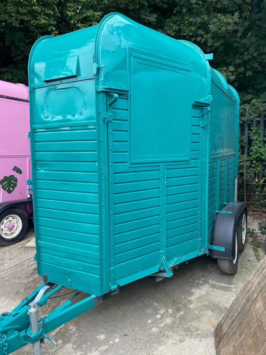Catering Trailer Choice of 2  Units Gray Enfield - Image 1