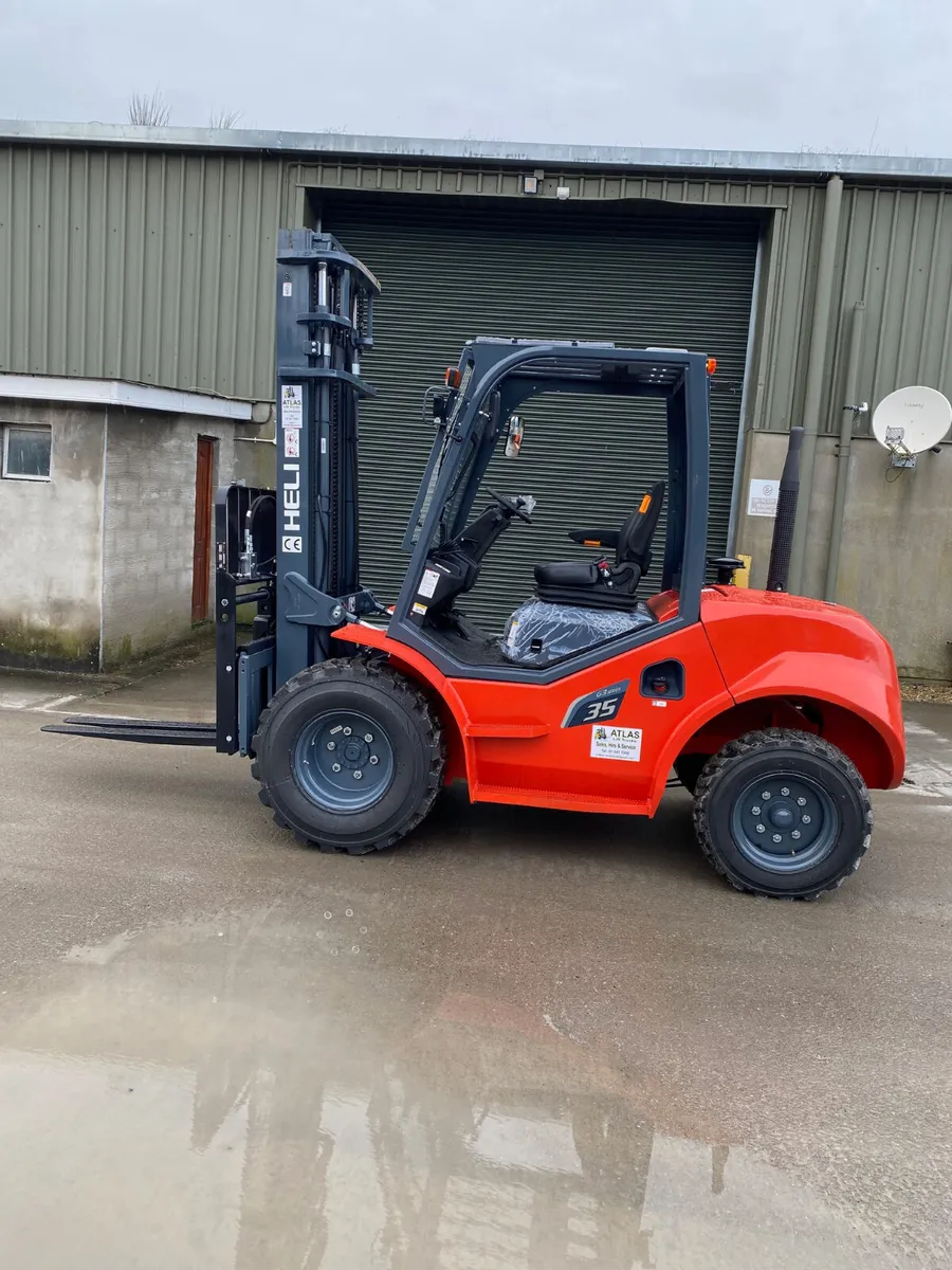 New Heli 5 ton rough terrain forklifts - Image 2