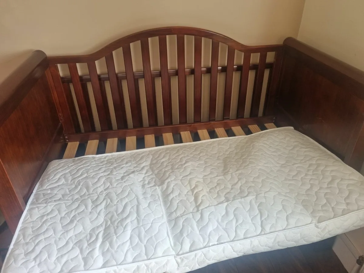 Cot baby bed / couch