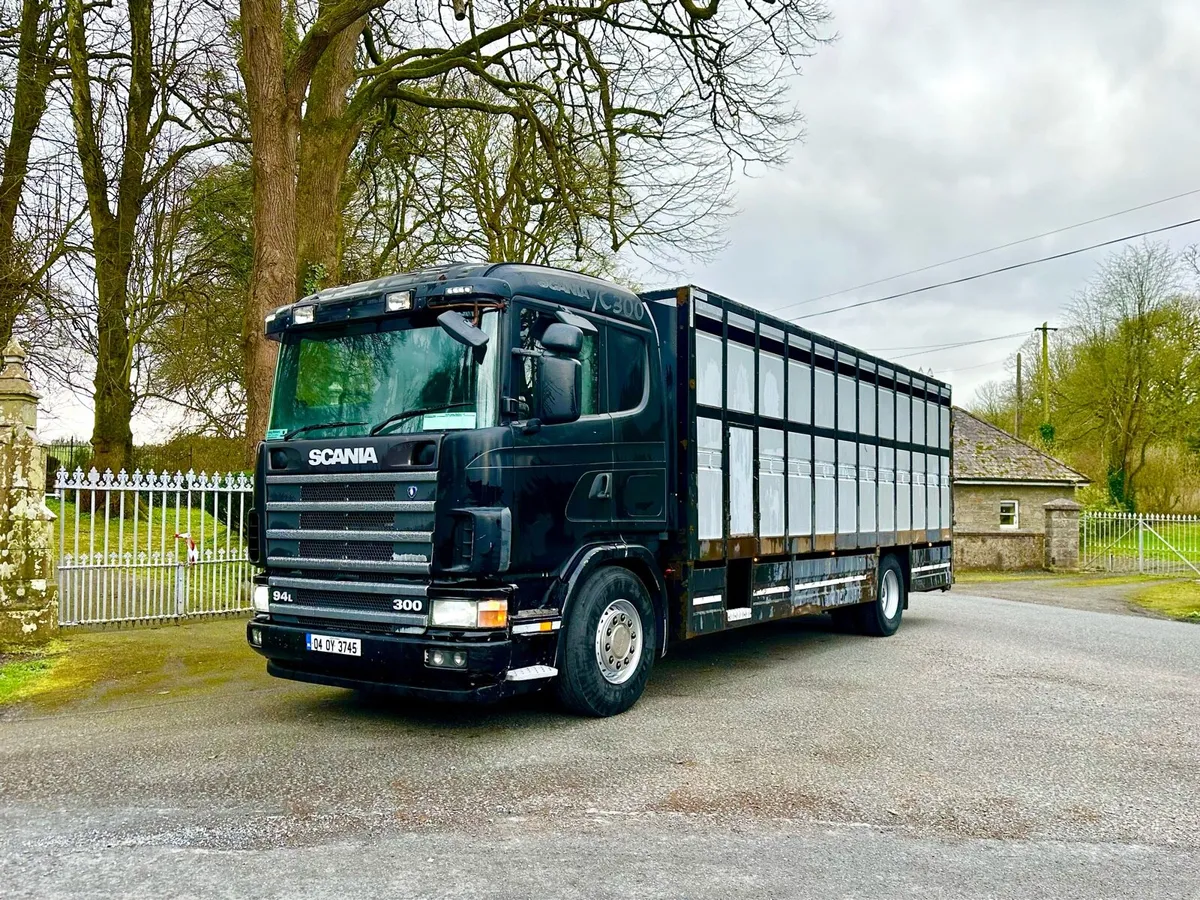 Scania r94 300 cattle lorry for sale in Co. Monaghan for €15,500 on