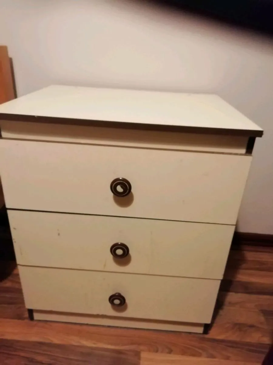 Beds and chest drawers for sale in Co. Monaghan for €430 on DoneDeal