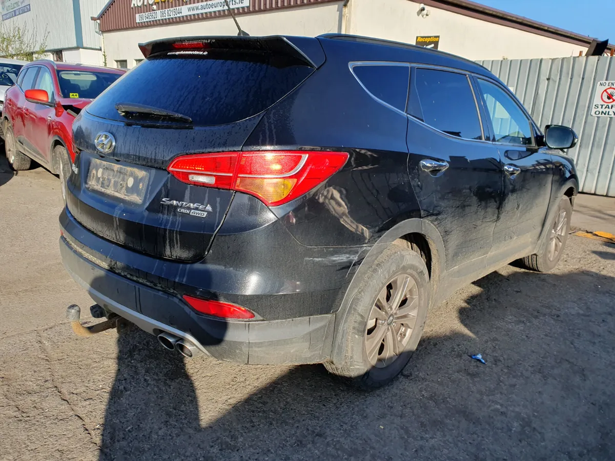 15 HYUNDAI SANTA FE  2.2 CRDI 4WD FOR BREAKING - Image 4