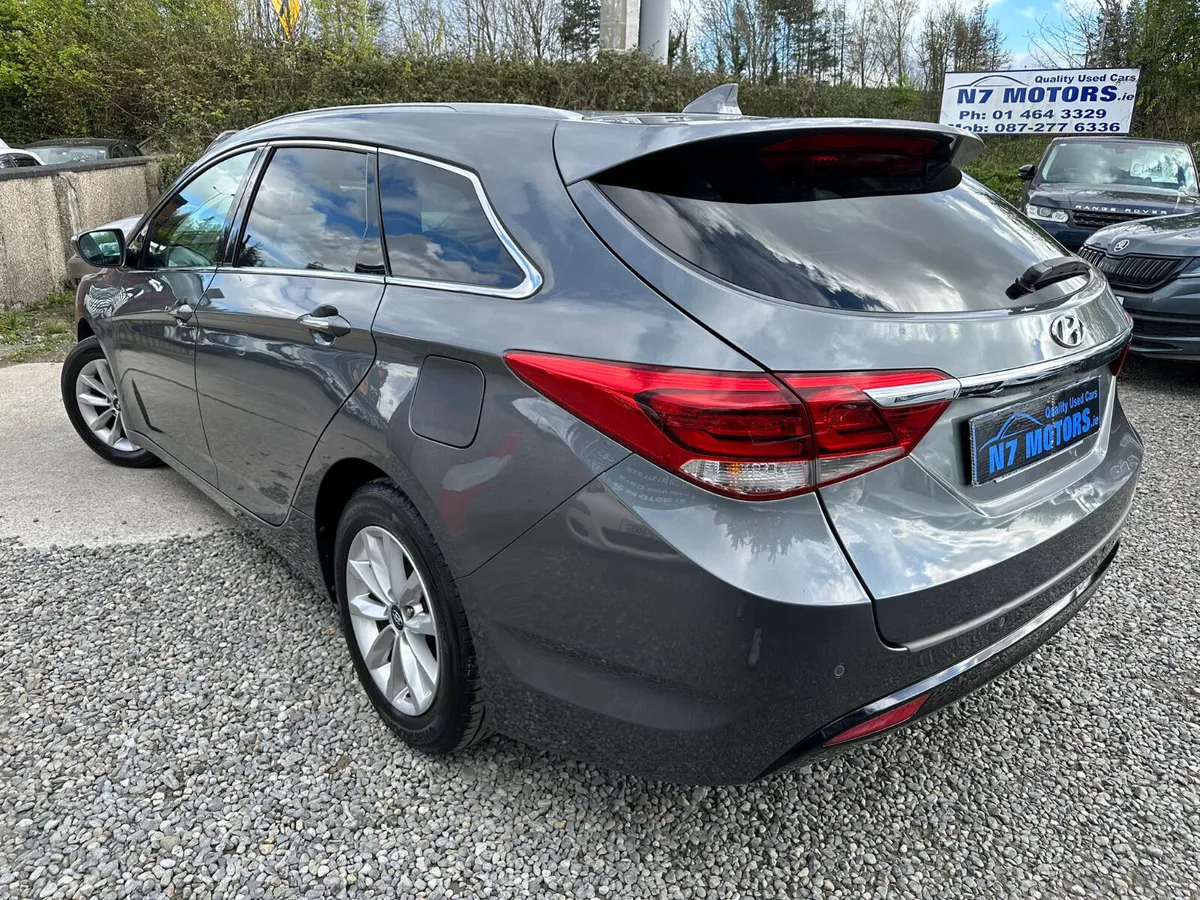 2018 Hyundai i40  1.7 EXECUTIVE - Image 4