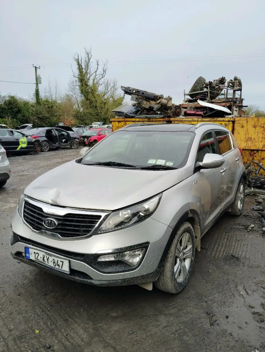 Breaking Kia Sportage 2012 2.0 crdi automatic - Image 1