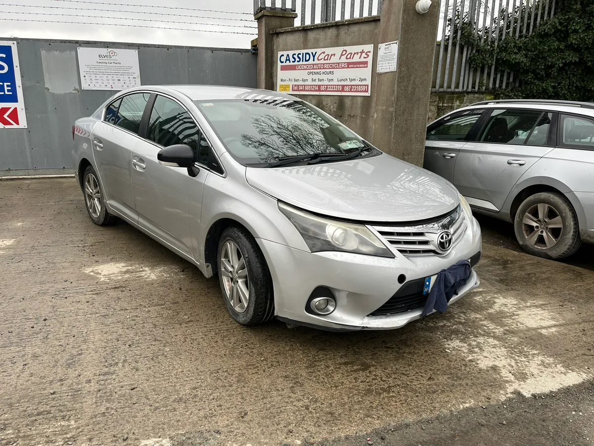 For Parts 2012 Toyota Avensis 2l diesel