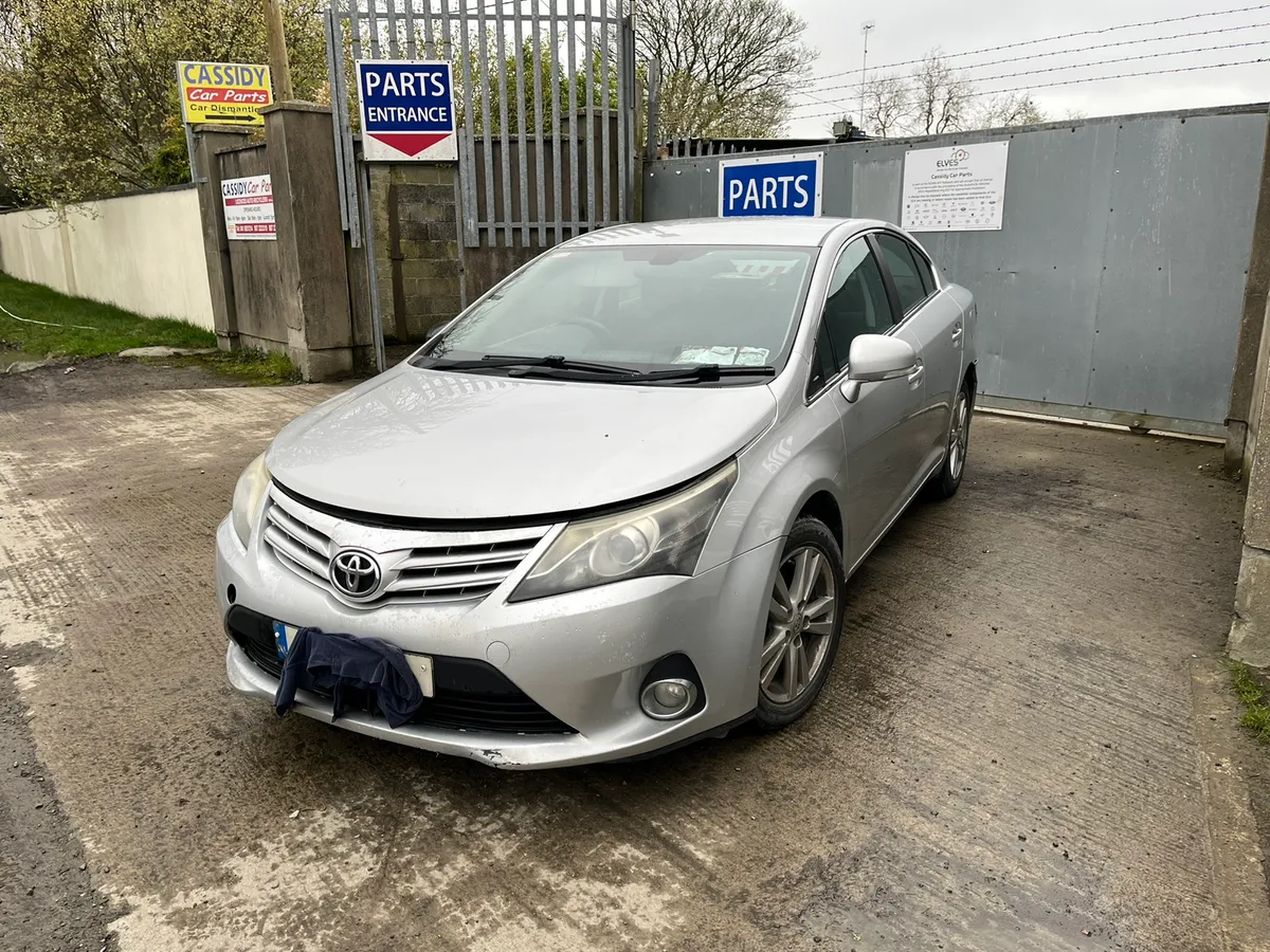 For Parts 2012 Toyota Avensis 2l diesel - Image 2