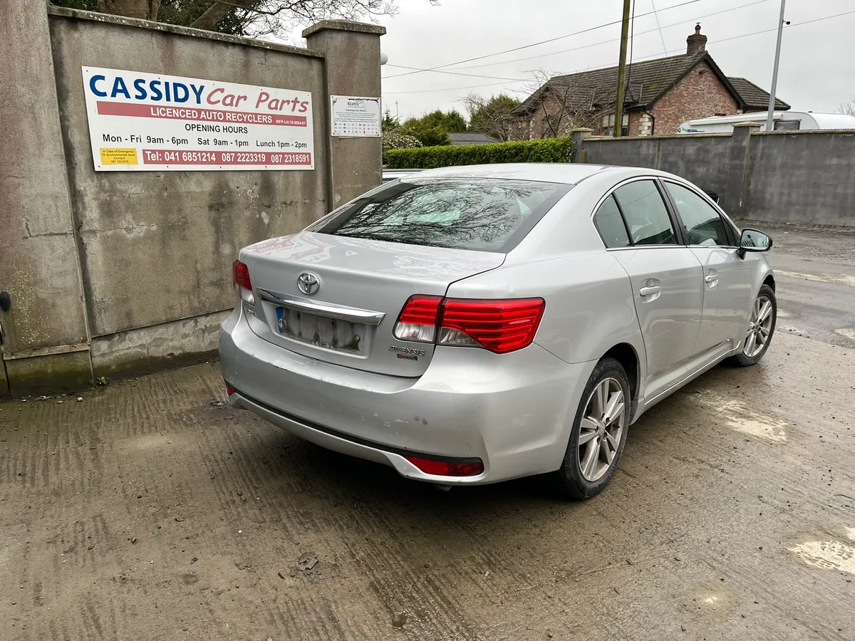 For Parts 2012 Toyota Avensis 2l diesel - Image 4