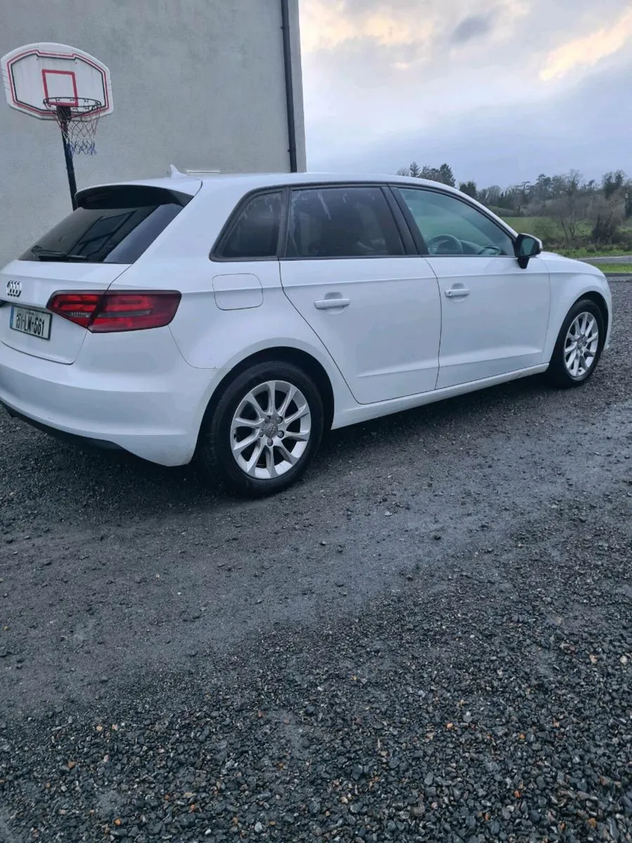 Audi A3 SE 1.6 110bhp - Image 3