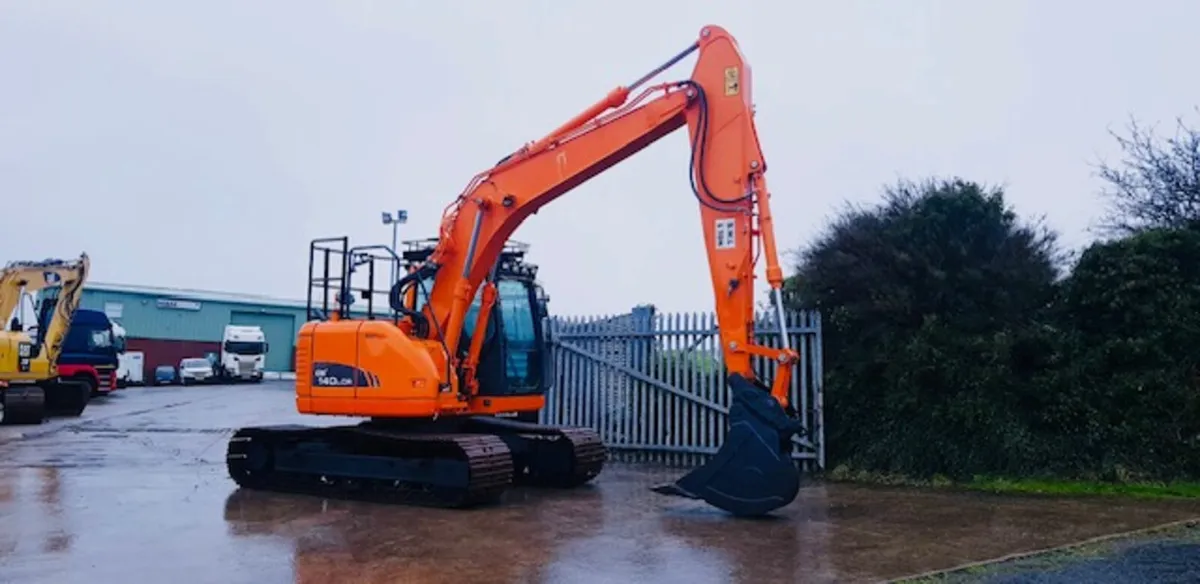 2019 Doosan Dx140Lcr - Image 2