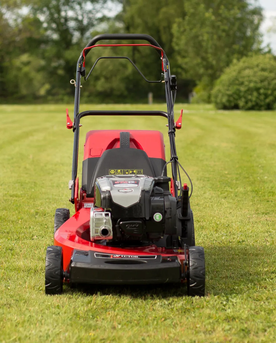 VICTOR WLZ21HV 21" Aluminium Deck Self-drive Lawnm - Image 2