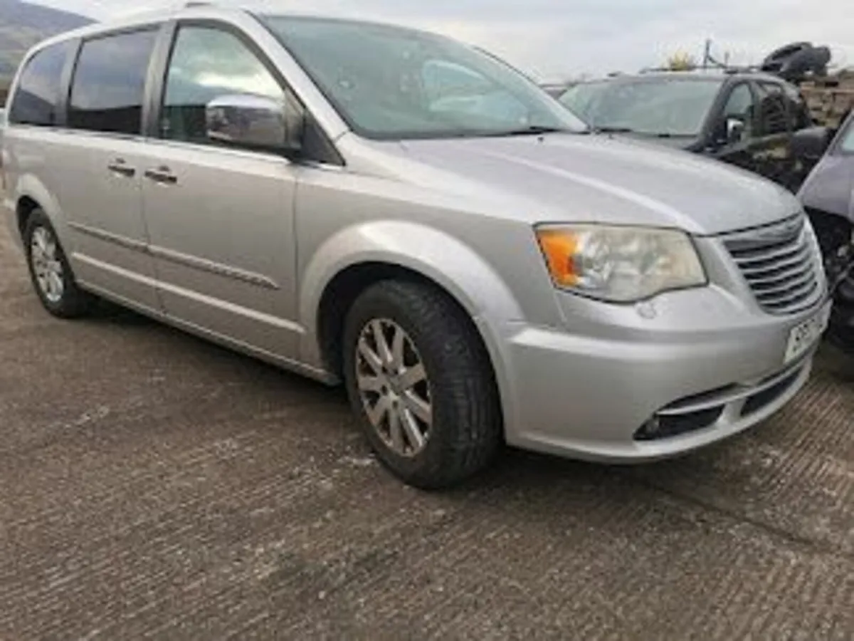 Chrysler Grand Voyager 2008 TO 2014 Parts - Image 1