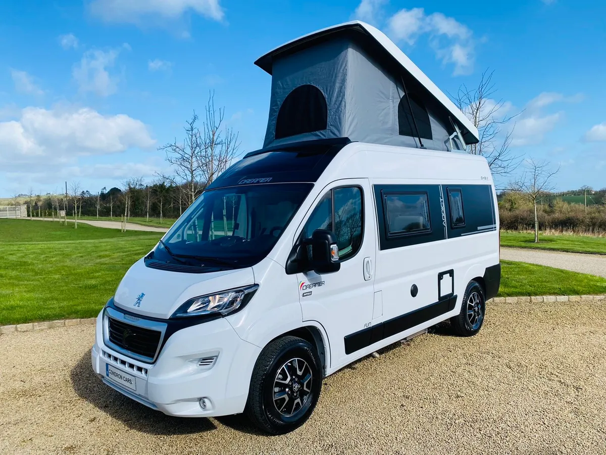 2022 RAPIDO DREAMER D 43 FUN 4 BERTH L.H.D