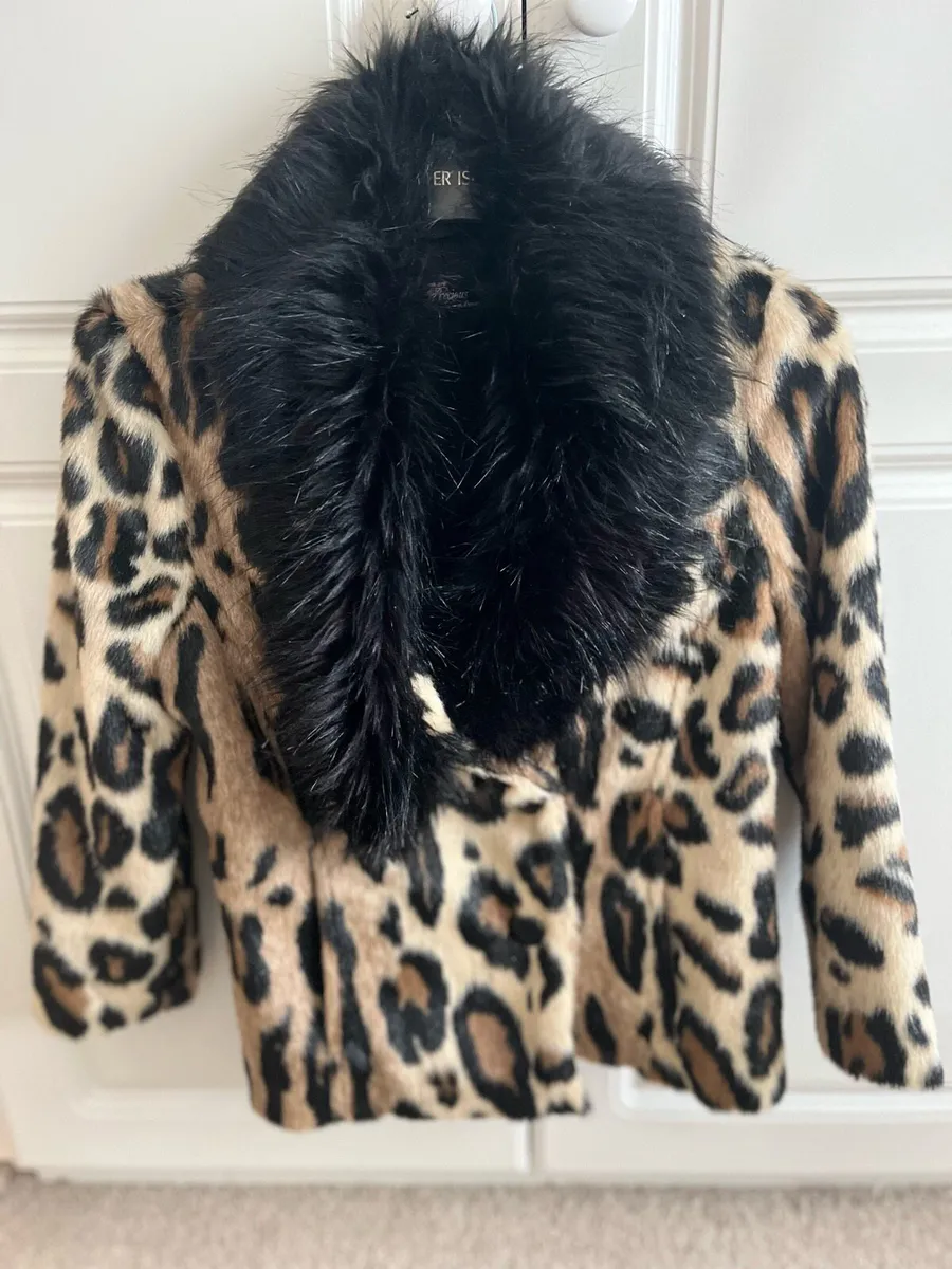 *Final Price* Faux fur jacket - Image 1