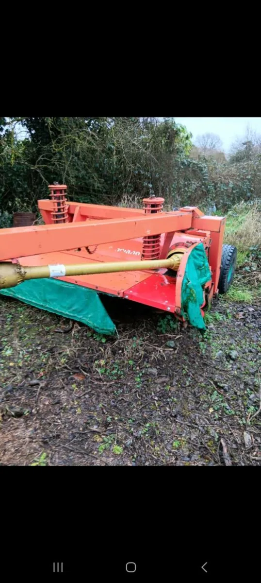 9 foot Taarup mower in top class condition