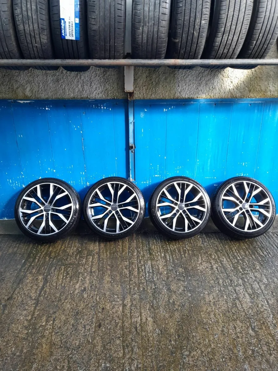 5×100 17inch Alloys wheels