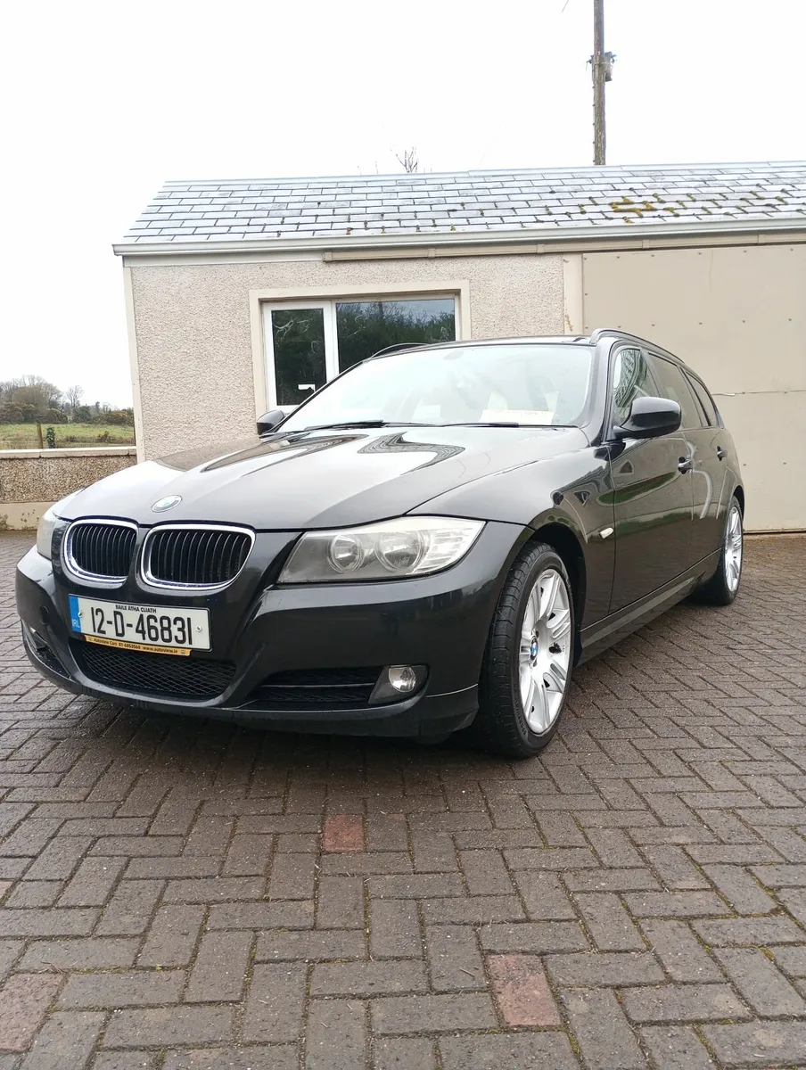 BMW 3-Series 2012
