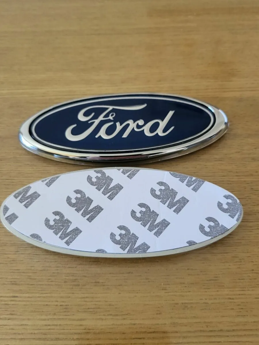 115MM x 45MM RS BLUE OVAL FORD ESCORT MK2 BADGE CO