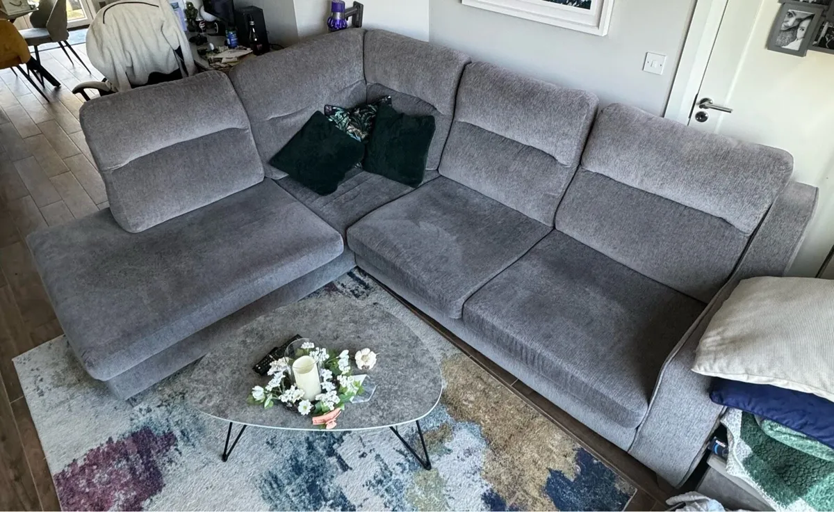 Corner Sofa - Image 1