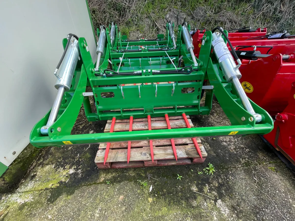 Cashel Bale Cutters