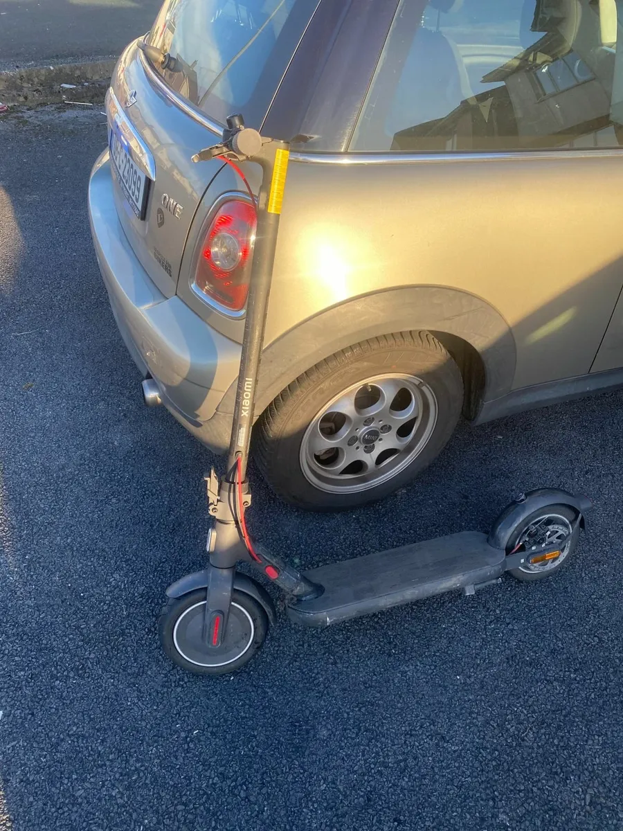 Xiaomi 4 electric scooter good condition