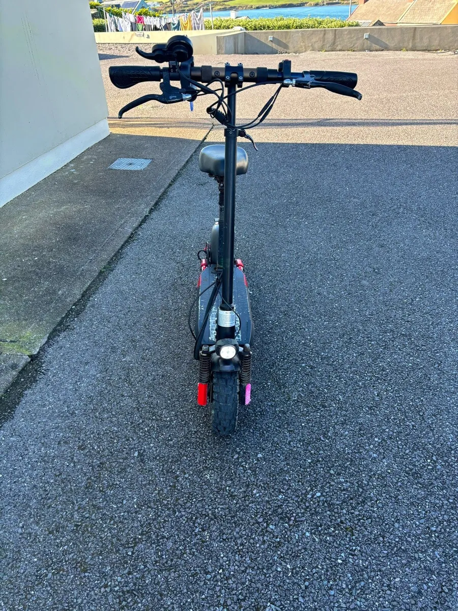 Electric scooter - Image 1
