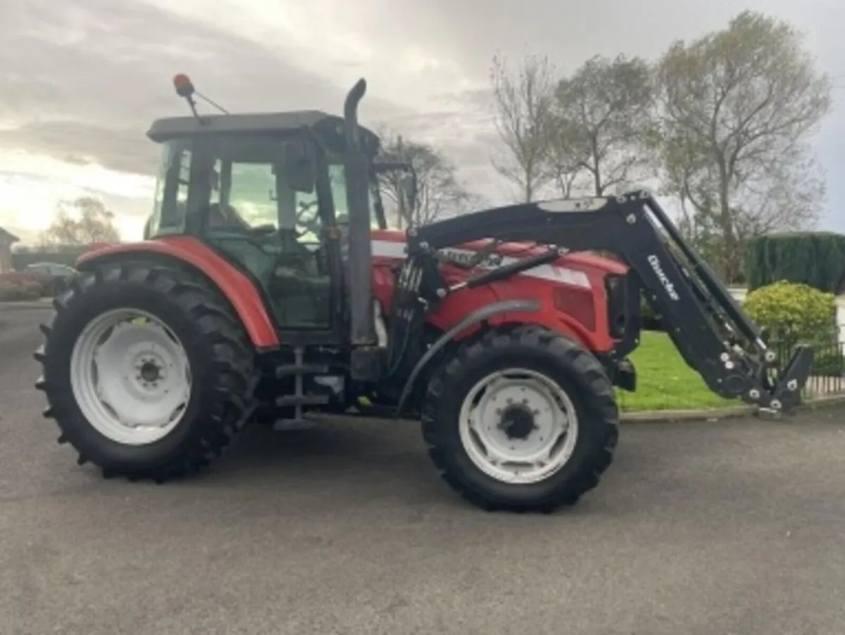 Massey Ferguson 5465 c/w Loader - Image 3