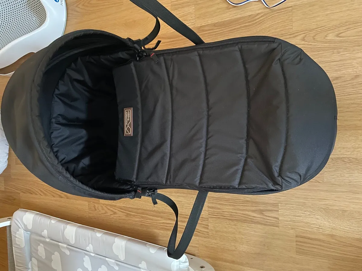 Mountain buggy carrycot used on out n about