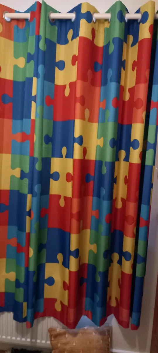 Childrens curtains and duvet