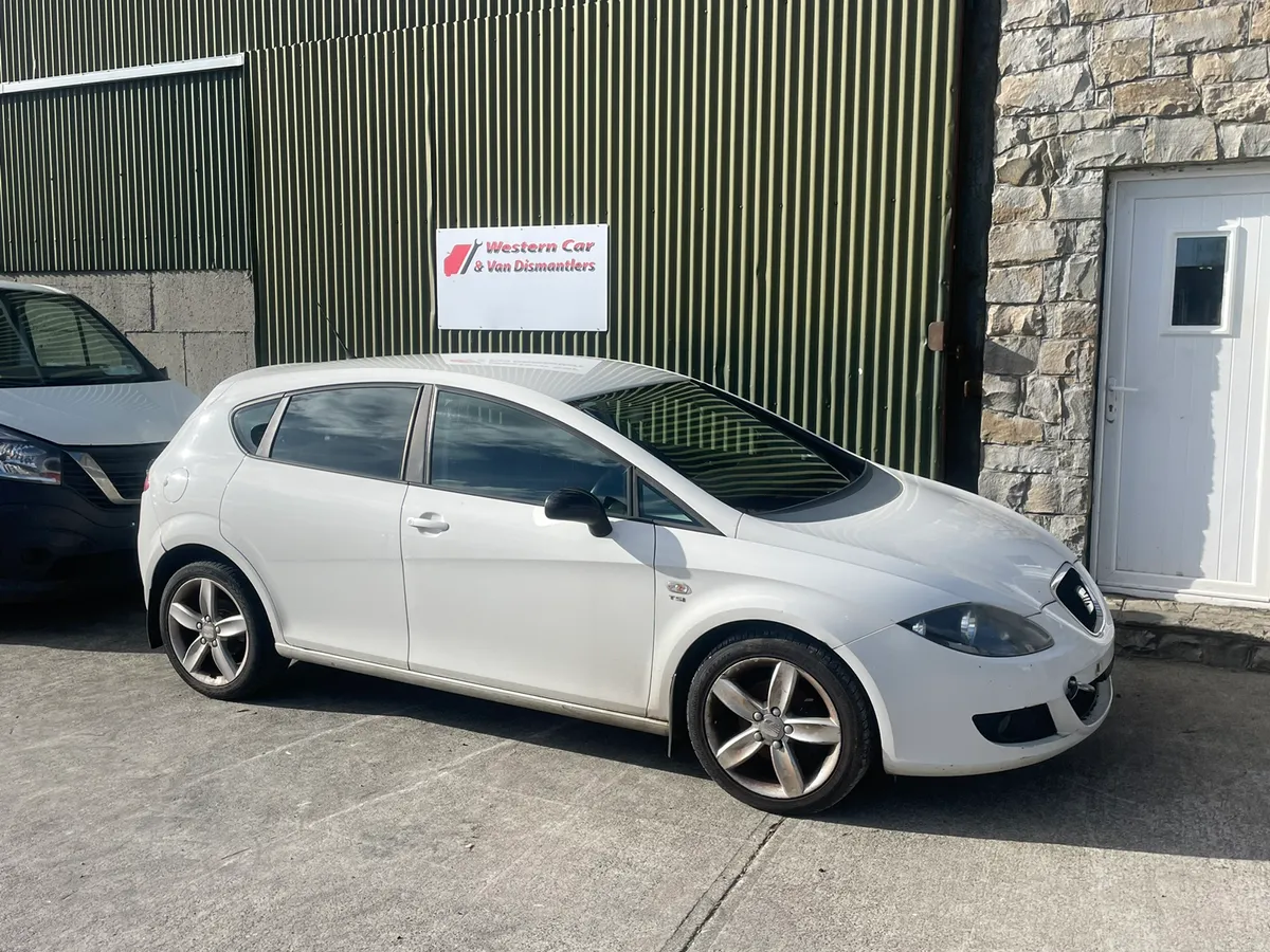 2010 seat Leon 1.4 petrol sport for dismantling