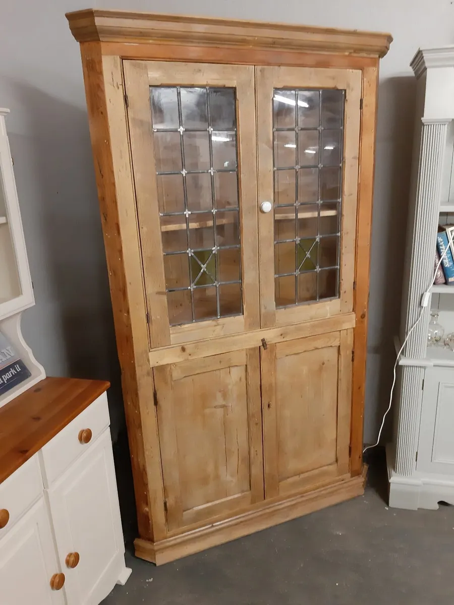 19th century Irish pine kitchen corner dresser