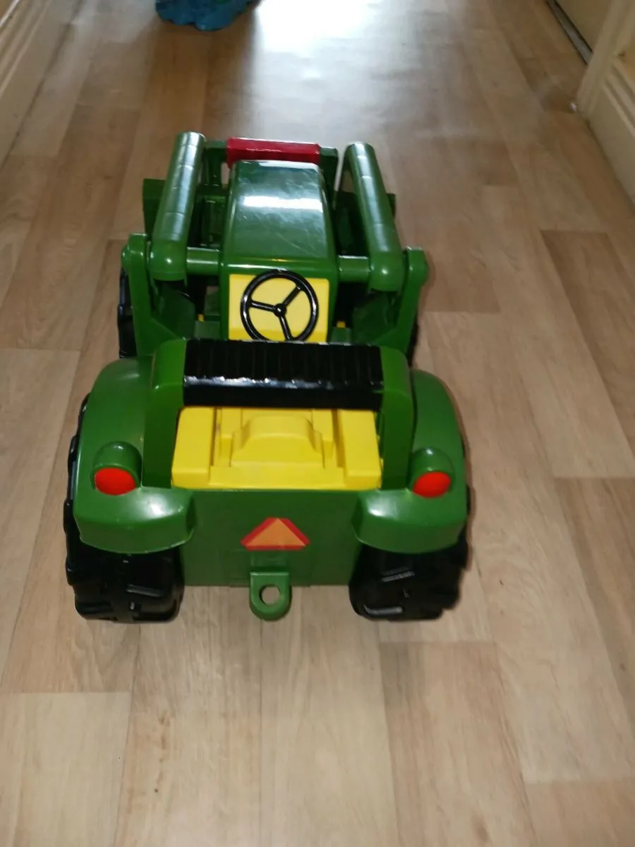 Tracter toy