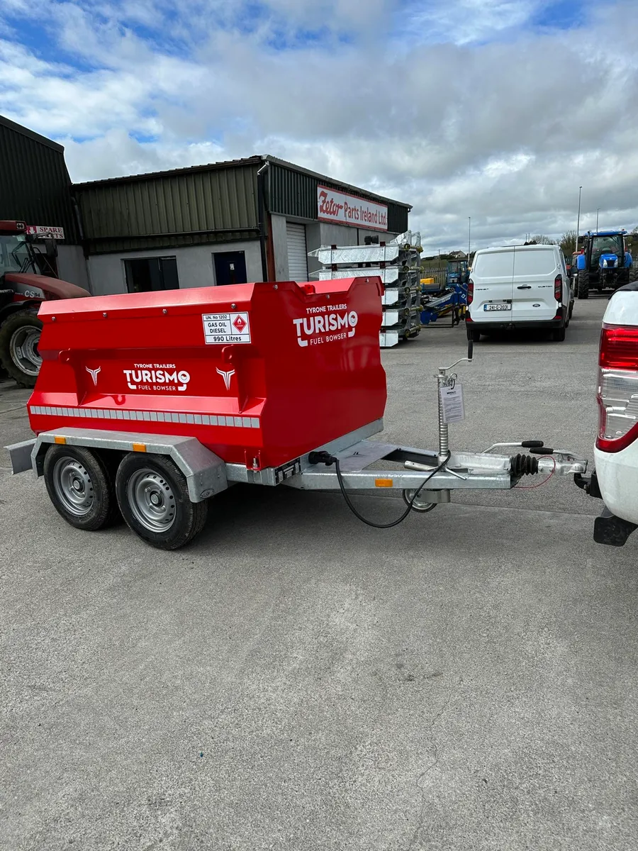 New Tyrone Turismo fuel bowser - Image 1