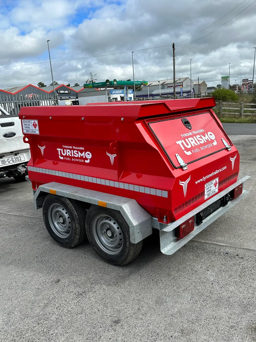 New Tyrone Turismo fuel bowser - Image 3