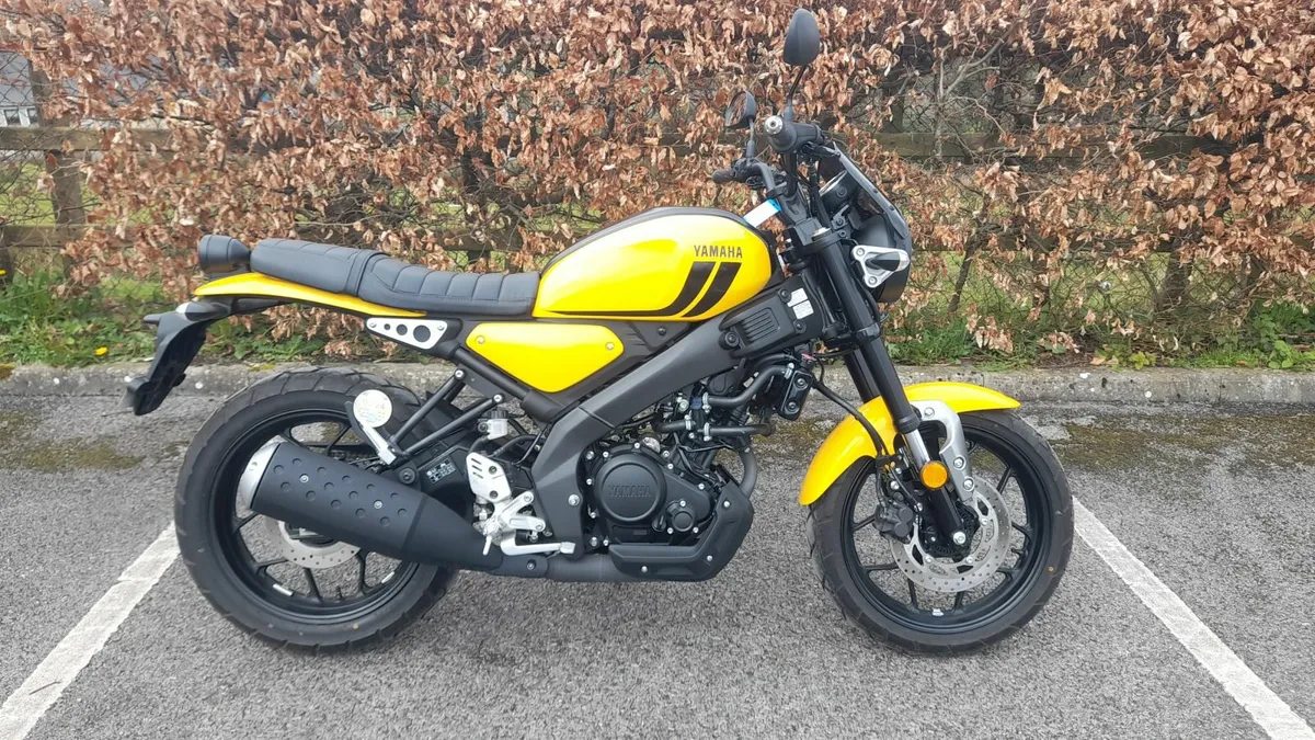 231 Yamaha XSR125  as new