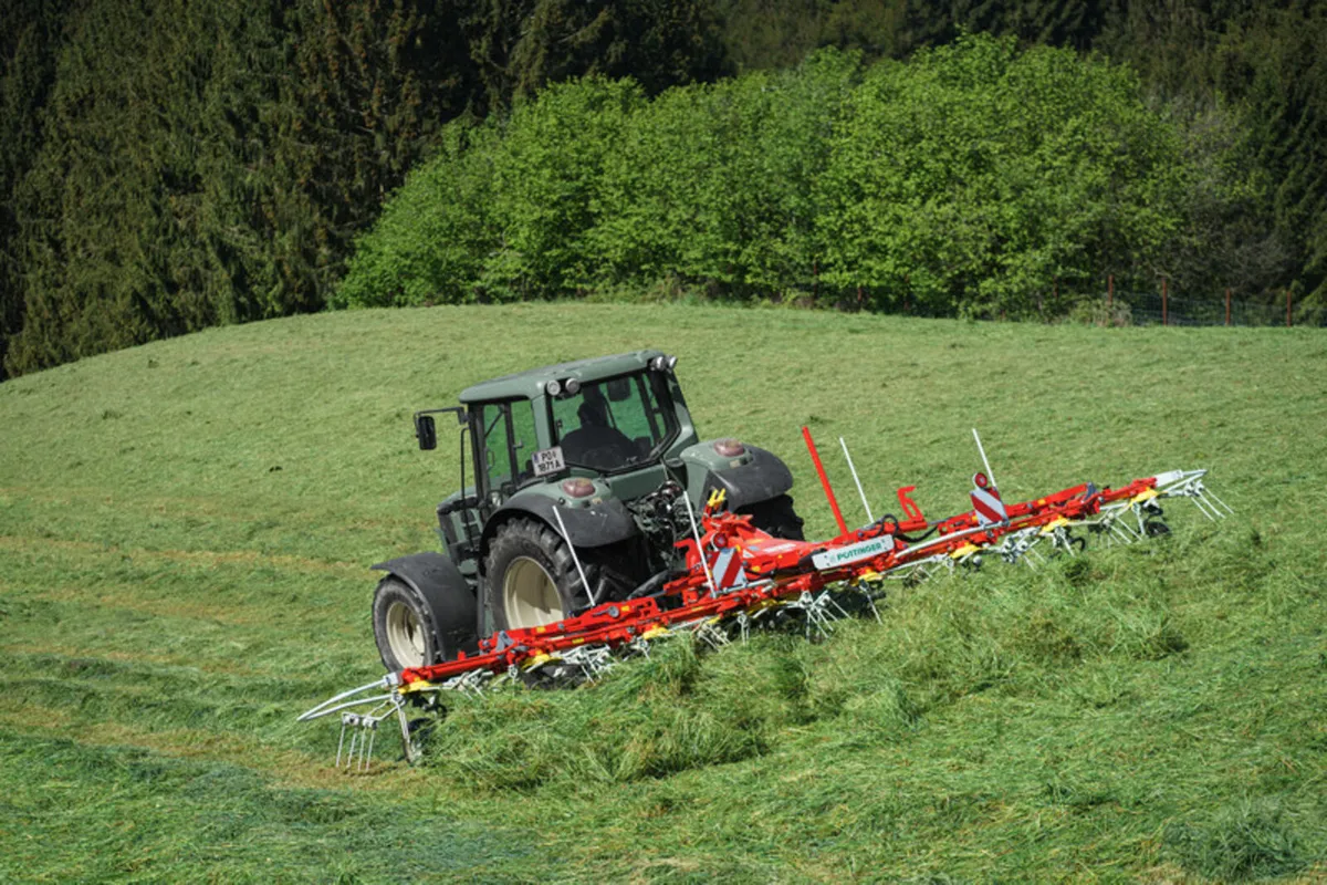 Pottinger Hit 6.61 Tedders - Image 4