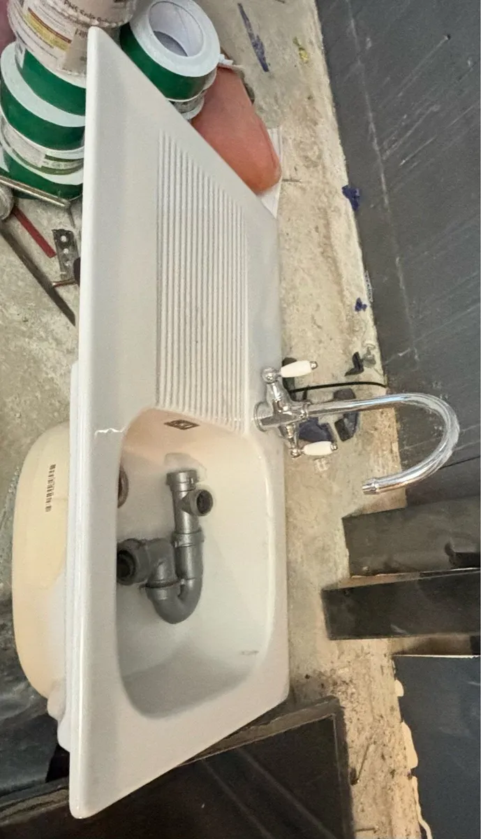 Ceramic kitchen sink for sale in Co. Meath for €110 on DoneDeal