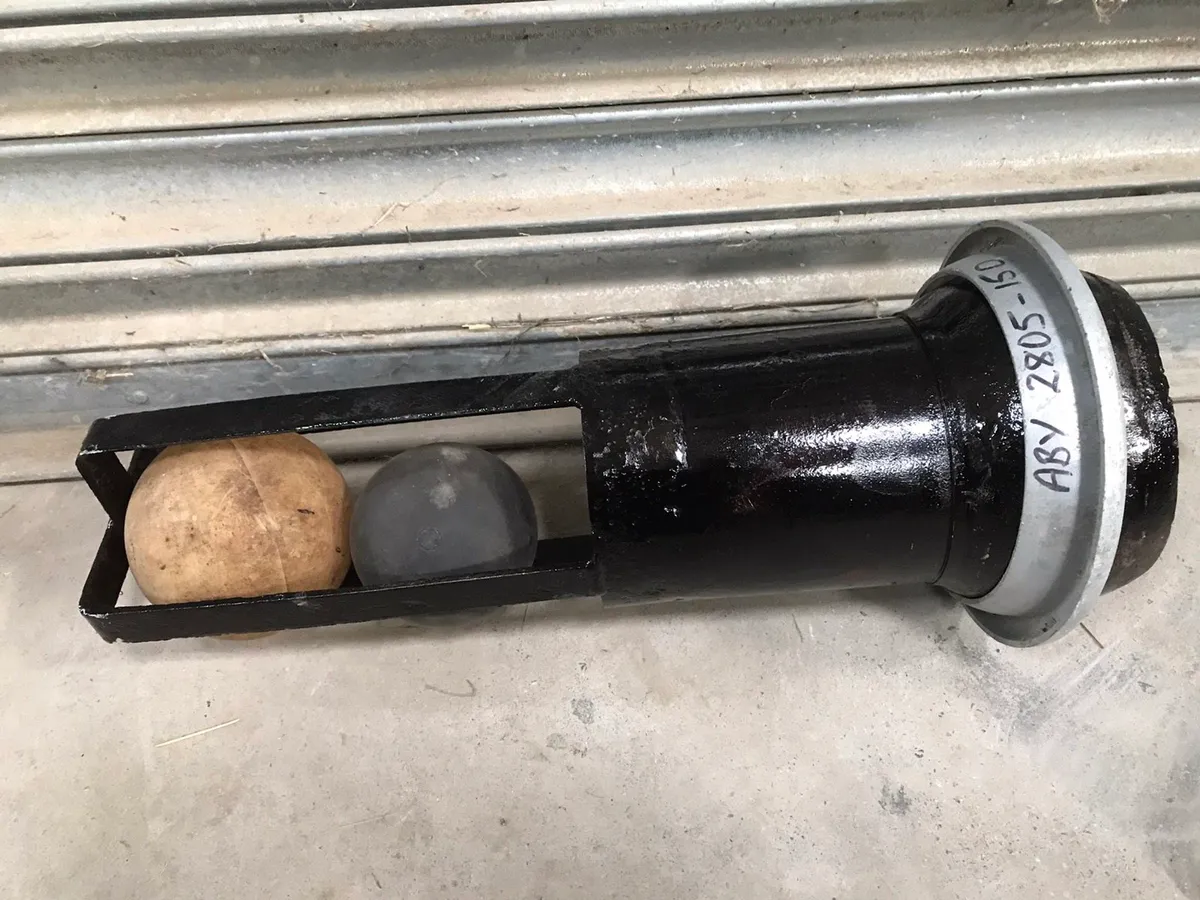 Slurry tank Internal primary shut off valve