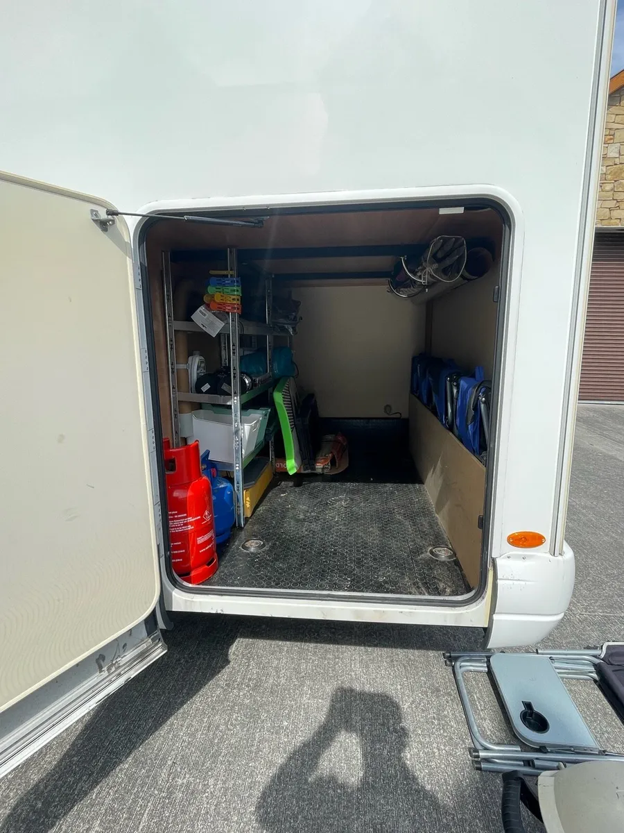 Swift sundance 630G Motorhome - Image 2